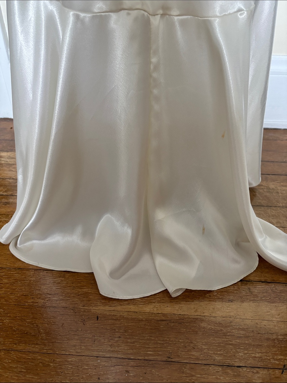 Vintage Jessica Lynn CollectionIvory Satin Slip Dress with Sheer Back & Appliqué - Picture 8 of 16